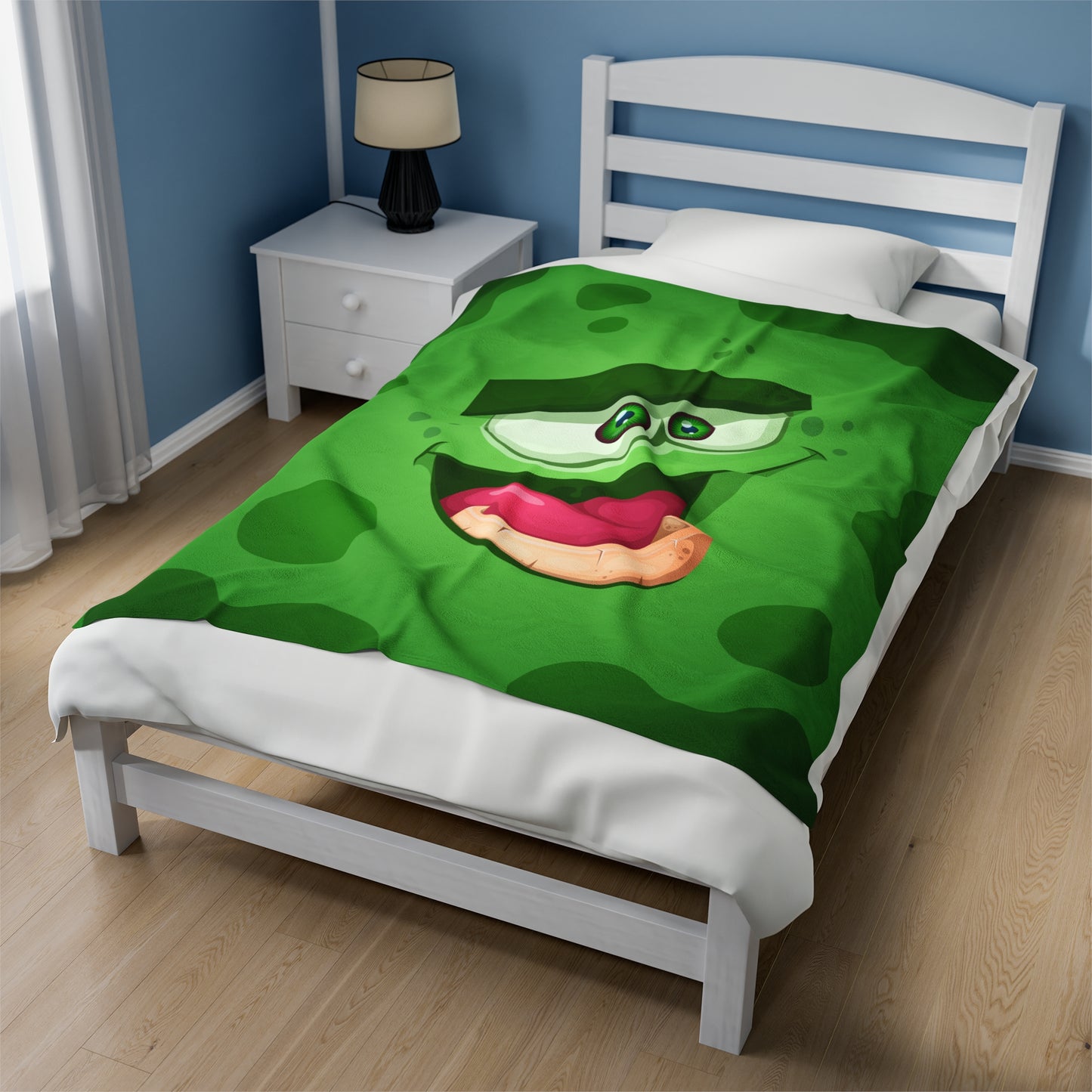 Eliot Velveteen Plush Blanket :: Monster Family collection