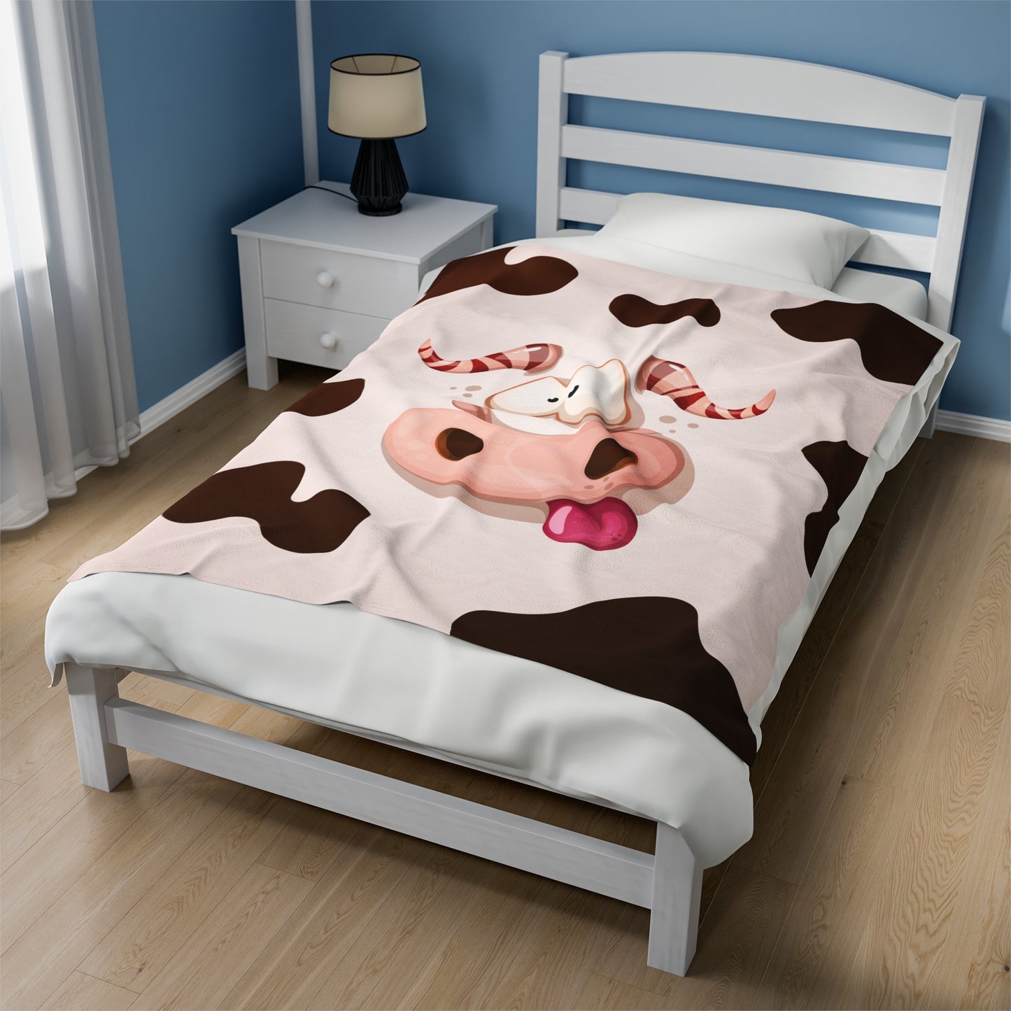 Moo Velveteen Plush Blanket :: Monster Family collection