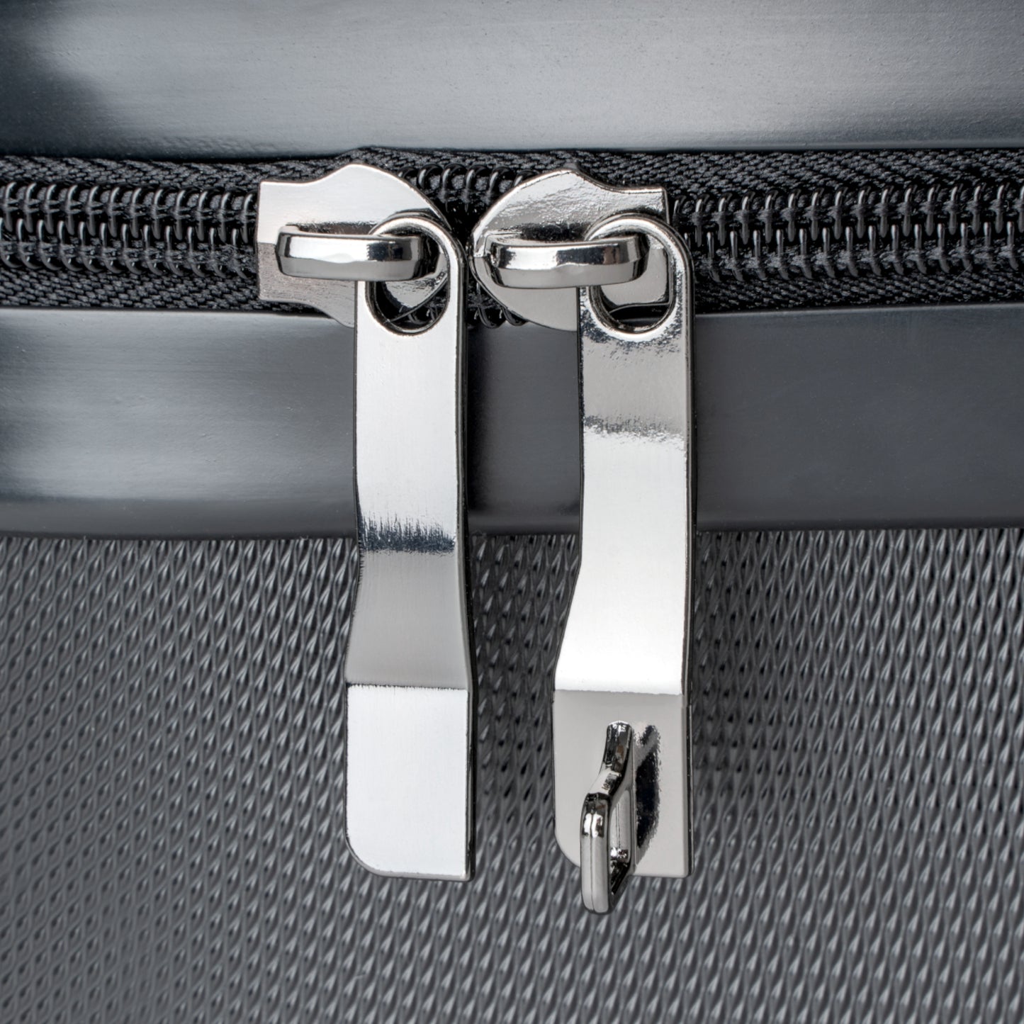 Chorky Suitcase :: Monster Family collection